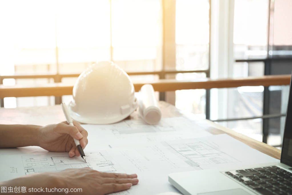 密閉空間中的圖像工程與建筑設(shè)計 協(xié)同創(chuàng)新的藝術(shù)